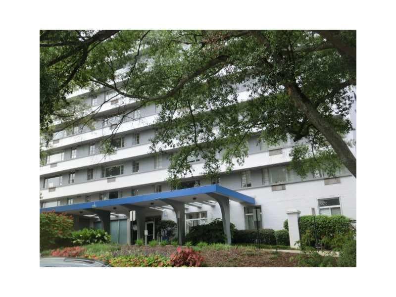 1 bedroom condominium sold at 374 E PACES FERRY Road 316, Atlanta, GA 30305