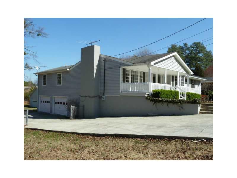 211 Pineview Drive, Lawrenceville, GA 30046 — most recent listing photo