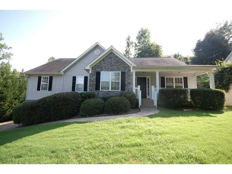 4 bedroom, 1,751 sq ft single family residence sold at 5220 Monarch Drive, Gainesville, GA 30506
