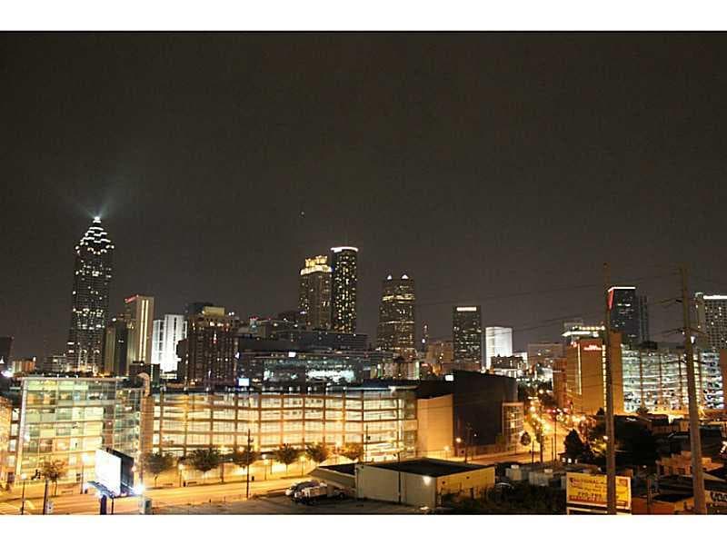 1 bedroom, 1,550 sq ft condominium sold at 426 marietta Street 202, Atlanta, GA 30313