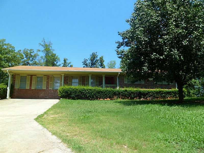 3 bedroom single family residence sold at 2469 ENON Road, Atlanta, GA 30331