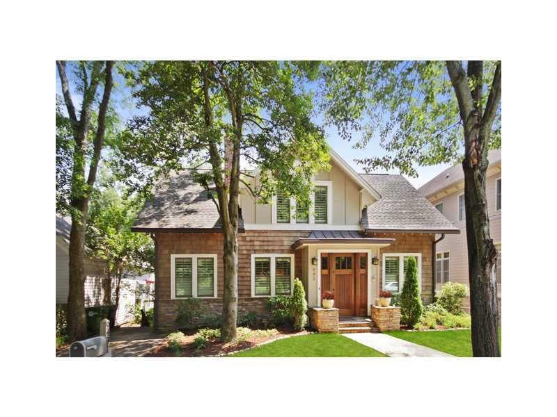5 bedroom, 3,920 sq ft single family residence sold at 943 Highland Terrace, Atlanta, GA 30306