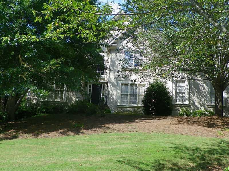 10185 Twingate Drive, Alpharetta, GA 30022 — most recent listing photo