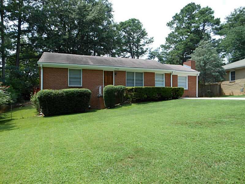 3 bedroom, 1,206 sq ft single family residence sold at 2833 Pontiac Circle, Doraville, GA 30360
