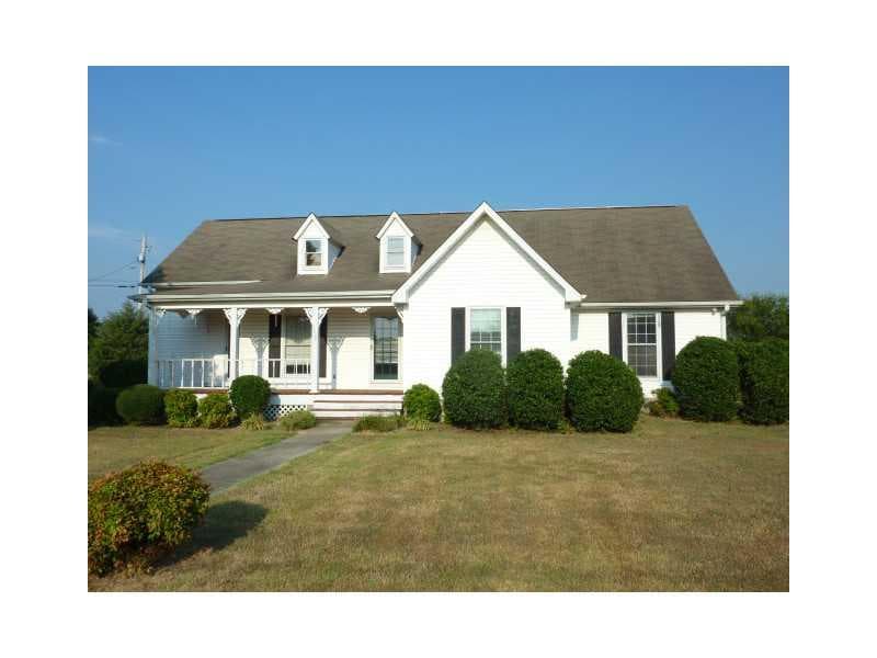 3 bedroom single family residence sold at 2328 Frettiesburg Drive, Rockmart, GA 30153