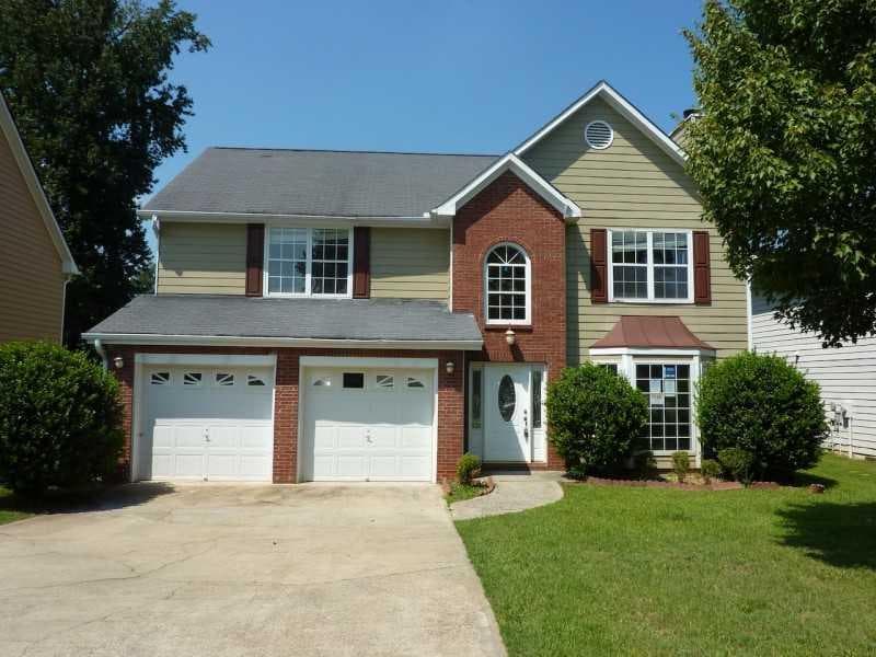 1900 Stoneoak Circle, Lawrenceville, GA 30043 — most recent listing photo