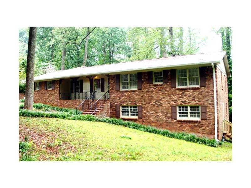 4 bedroom, 3,676 sq ft single family residence sold at 649 Crest Drive, Lawrenceville, GA 30046