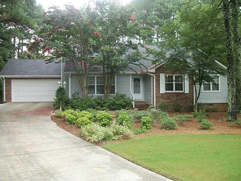 4 bedroom, 2,677 sq ft single family residence sold at 2288 Radbury Lane, Snellville, GA 30078