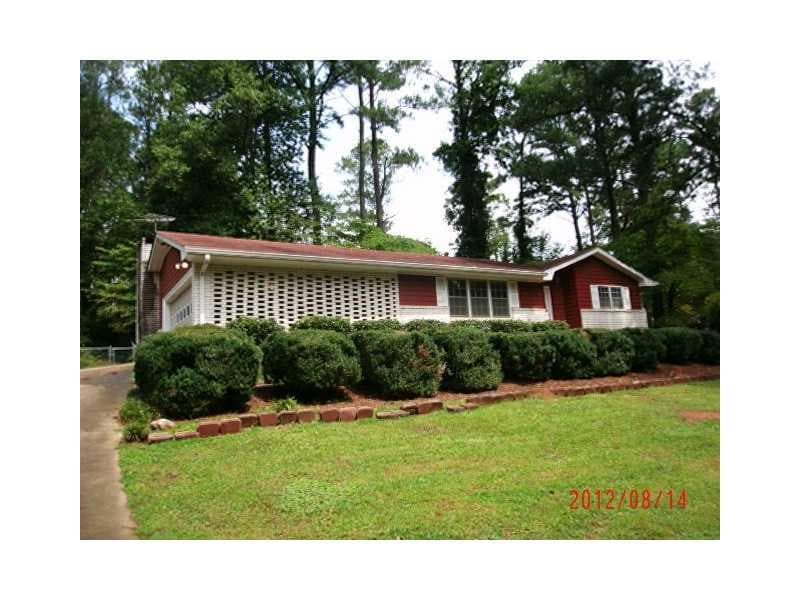 2845 Castle Drive, Lawrenceville, GA 30044 — most recent listing photo