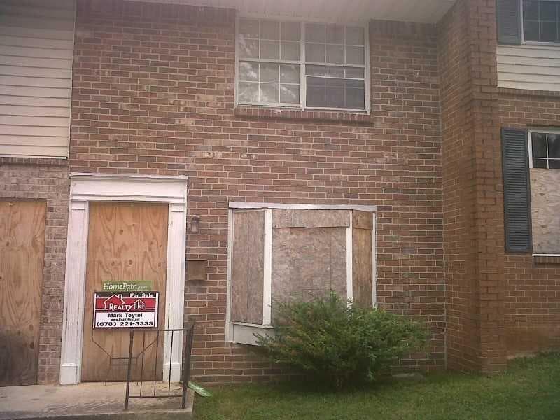 2 bedroom, 896 sq ft townhouse sold at 87 HARWELL Road 14, Atlanta, GA 30311