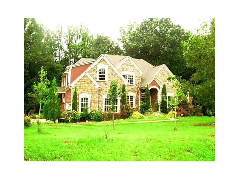 8 bedroom, 4,073 sq ft single family residence sold at 370 River Cove Ridge, Social Circle, GA 30025