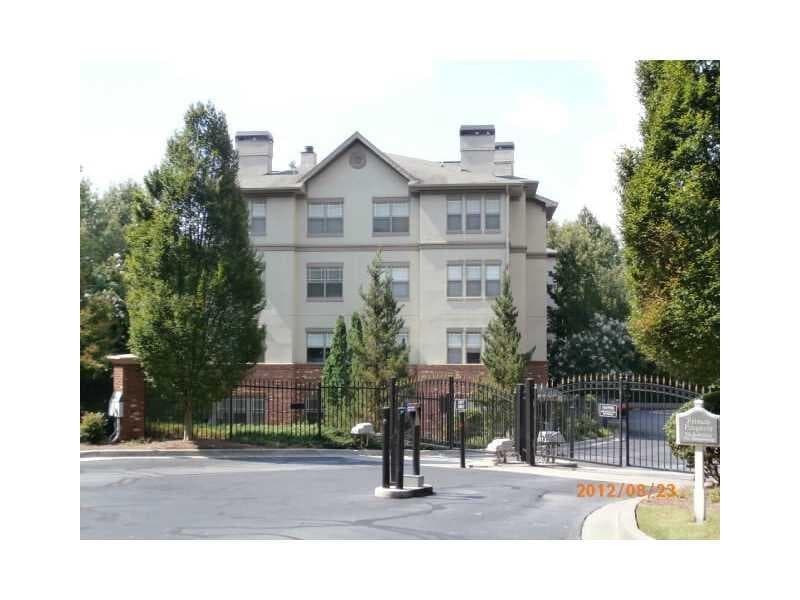 2 bedroom, 925 sq ft condominium sold at 5559 Glenridge Drive 2102, Atlanta, GA 30342