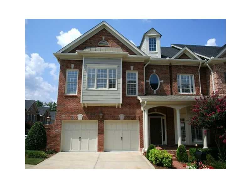 4 bedroom, 3,066 sq ft townhouse sold at 6233 Spalding Drive 18, Norcross, GA 30092