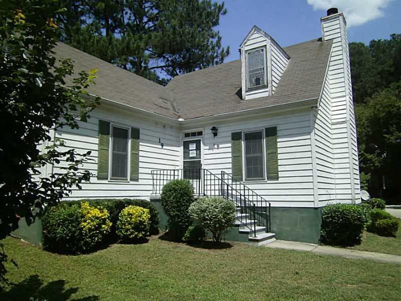 2 bedroom, 1,848 sq ft single family residence sold at 19 Kelso At Peyton Drive, Atlanta, GA 30311
