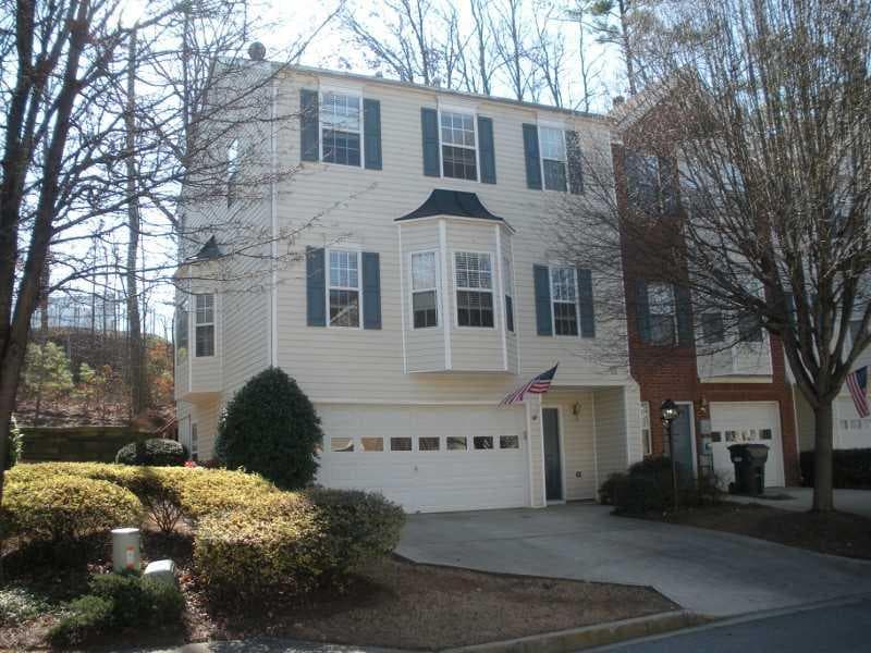 3 bedroom townhouse sold at 335 Abbotts Mill Drive 335, Duluth, GA 30097