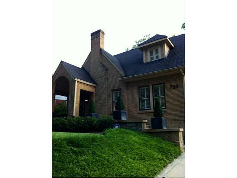 3 bedroom, 2,371 sq ft single family residence sold at 739 Elkmont Drive, Atlanta, GA 30306