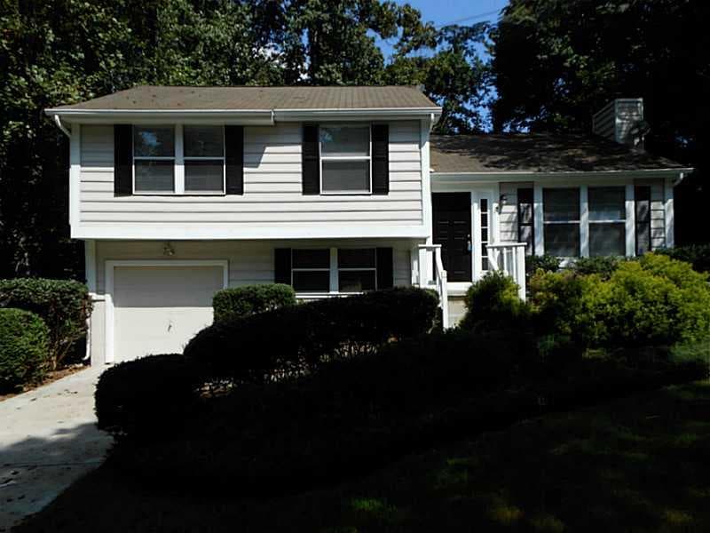 1440 Taylor Oaks Drive, Roswell, GA 30076 — most recent listing photo
