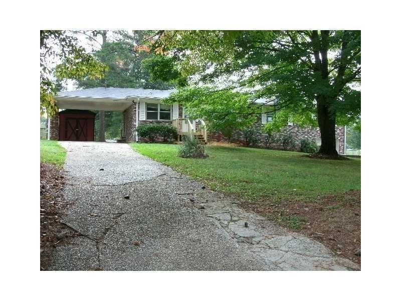 3 bedroom, 1,870 sq ft single family residence sold at 2488 KENNETH Street, Marietta, GA 30066