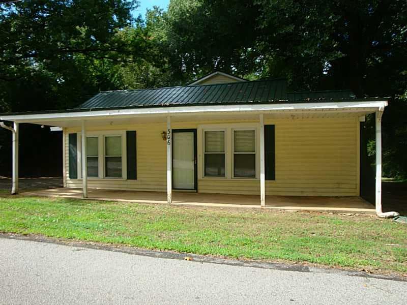 306 Keith Circle, Gainesville, GA 30501 — most recent listing photo