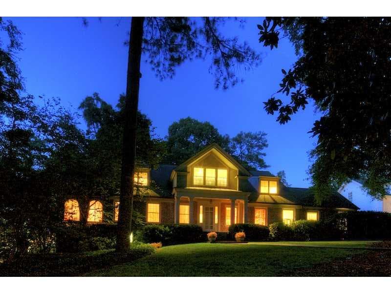 4 bedroom, 4,909 sq ft single family residence sold at 1022 Stovall Boulevard, Atlanta, GA 30319