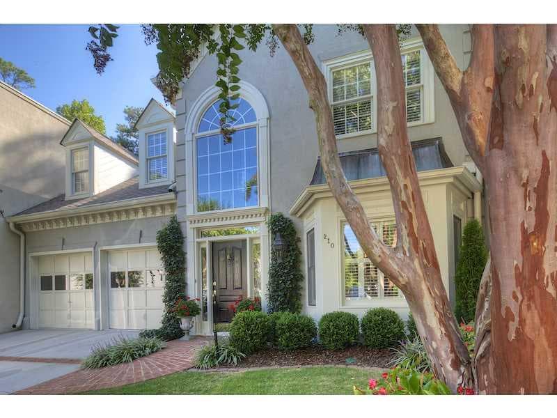 4 bedroom condominium sold at 6391 Glenridge Drive 210, Atlanta, GA 30328