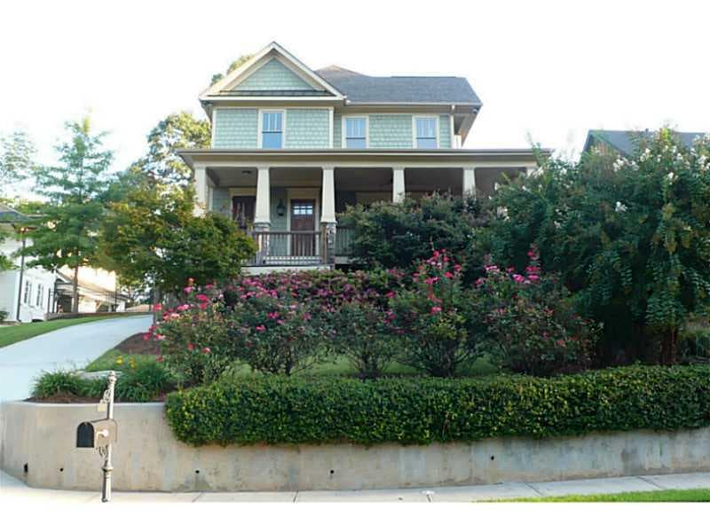 4 bedroom single family residence sold at 2003 Cambridge Avenue, College Park, GA 30337