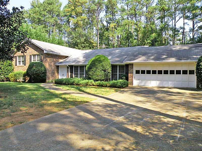 440 Houze Way, Roswell, GA 30076 — most recent listing photo