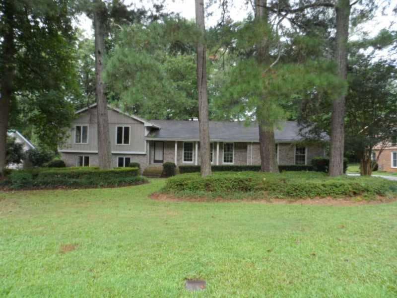 5727 Williamsburg Drive, Norcross, GA 30093 — most recent listing photo