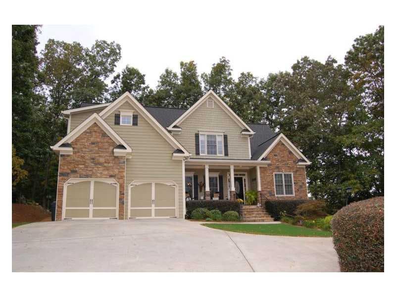 4 bedroom, 2,580 sq ft single family residence sold at 132 Royal Oaks Drive, Canton, GA 30115