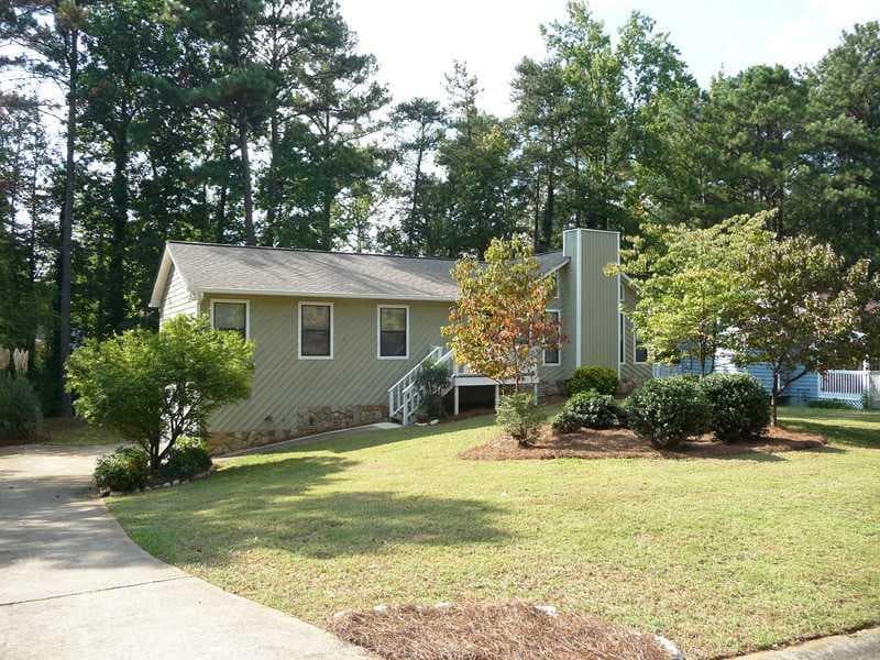 4 bedroom, 1,896 sq ft single family residence sold at 4897 Raven Way, Marietta, GA 30066