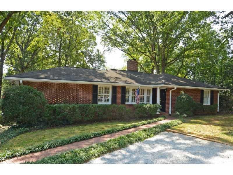 4 bedroom, 1,478 sq ft single family residence sold at 225 Elden Drive, Atlanta, GA 30342