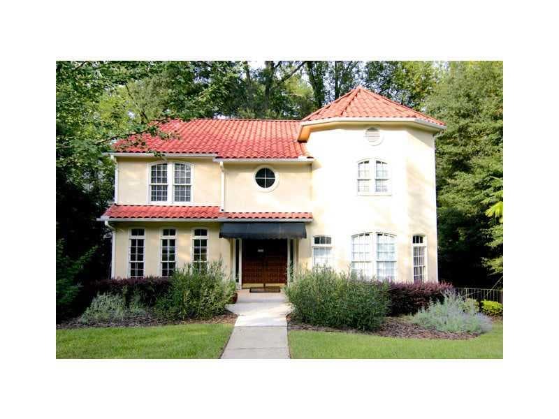 4 bedroom, 3,208 sq ft single family residence sold at 700 Elkmont Drive, Atlanta, GA 30306