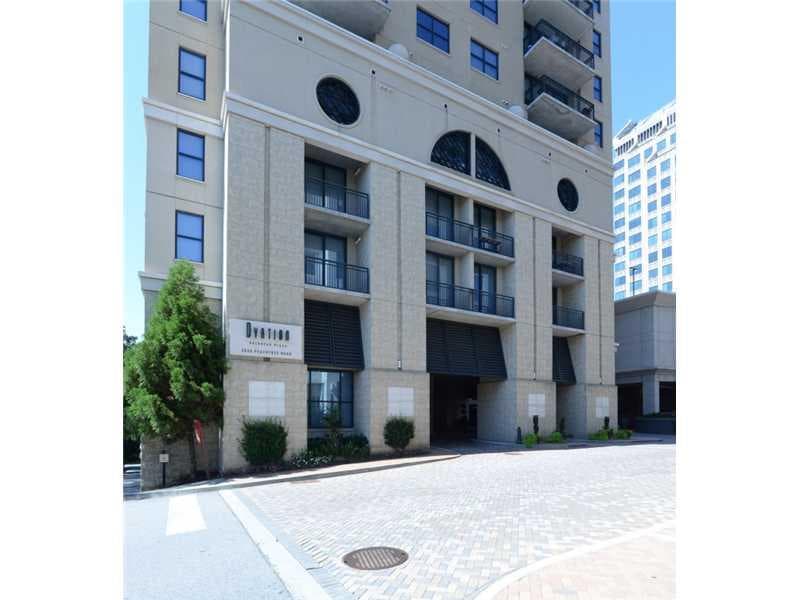 2 bedroom, 1,233 sq ft condominium sold at 3040 Peachtree Road 1512, Atlanta, GA 30305