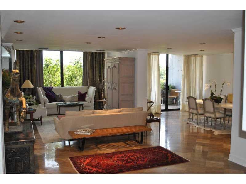2 bedroom, 1,869 sq ft condominium sold at 147 15th Street 4B, Atlanta, GA 30309