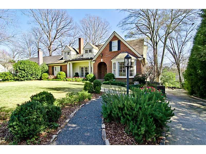 5 bedroom, 4,143 sq ft single family residence sold at 211 Brighton Road, Atlanta, GA 30309