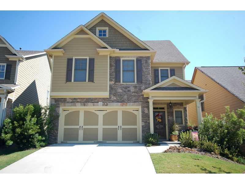 3 bedroom, 2,861 sq ft single family residence sold at 8360 Village School Drive, Cumming, GA 30041