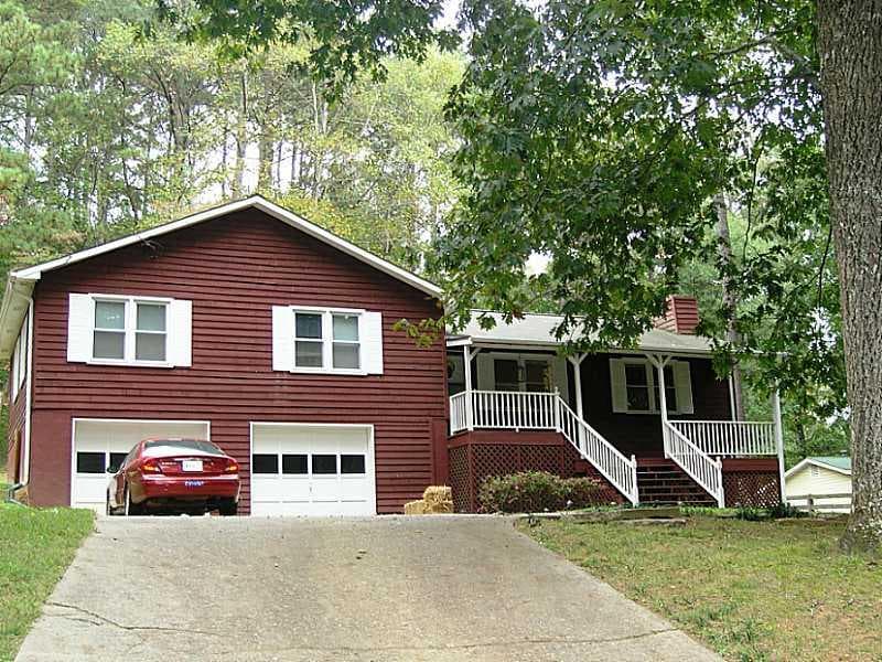 3 bedroom, 1,500 sq ft single family residence sold at 704 Osco Parkway, Woodstock, GA 30188