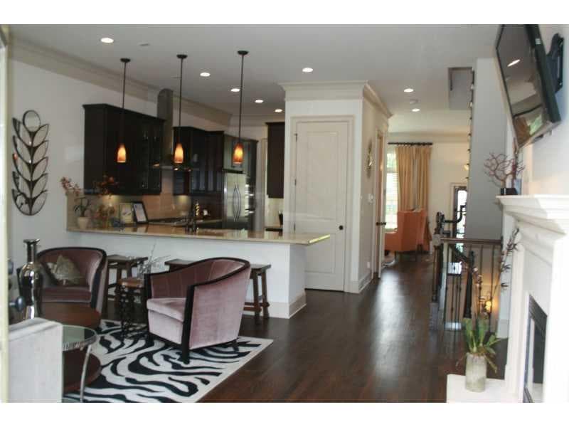 3 bedroom, 2,218 sq ft townhouse sold at 494 Ansley Way 402, Atlanta, GA 30324