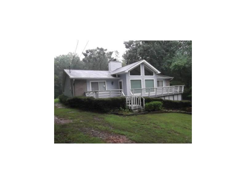 6135 Shallow Wood Lane, Douglasville, GA 30135 — most recent listing photo