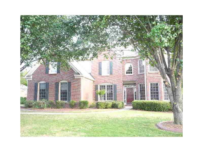 1945 SETTINDOWN Drive, Roswell, GA 30075 — most recent listing photo
