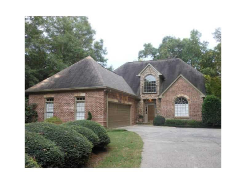 6070 Paddock Lane, Cumming, GA 30040 — most recent listing photo