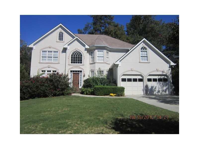 4 bedroom, 3,218 sq ft single family residence sold at 5680 PRESERVE Circle, Alpharetta, GA 30005