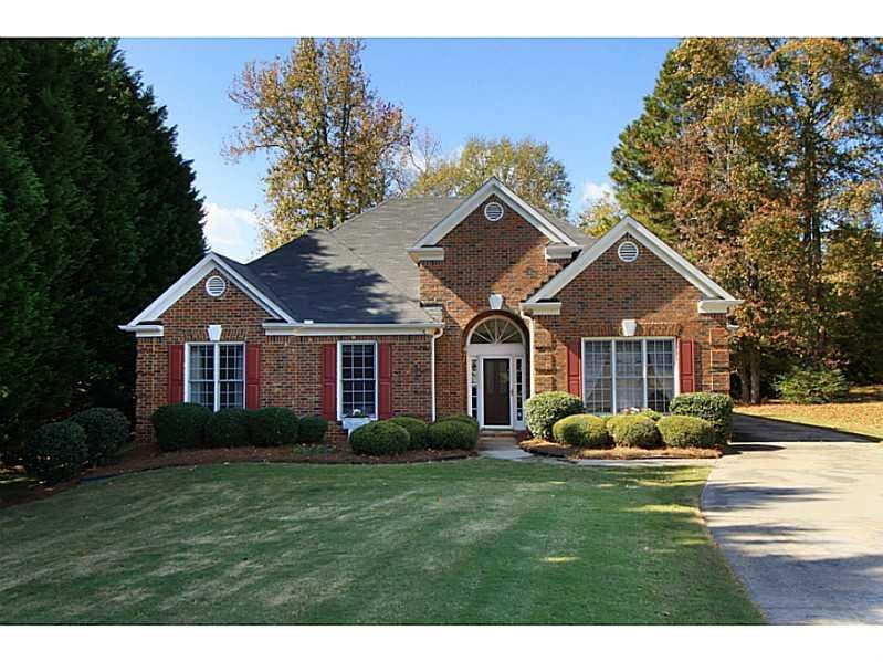 3 bedroom, 1,996 sq ft single family residence sold at 550 Arbor North Way, Alpharetta, GA 30004