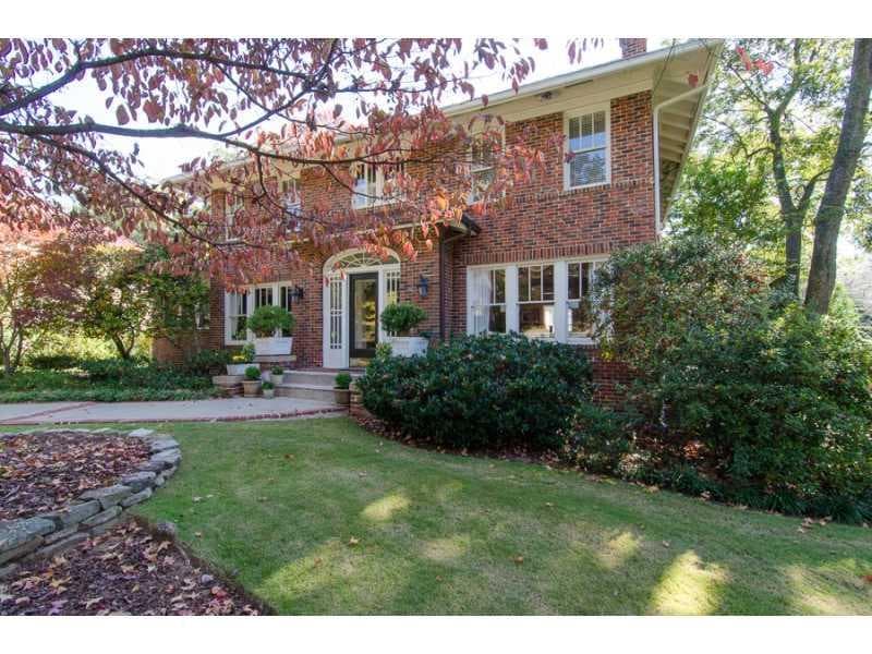 4 bedroom, 4,000 sq ft single family residence sold at 1039 SPRINGDALE Road, Atlanta, GA 30306