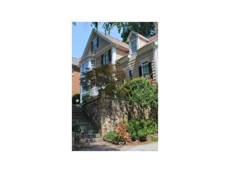 4 bedroom, 2,504 sq ft single family residence sold at 1042 Lenox Crest, Atlanta, GA 30324