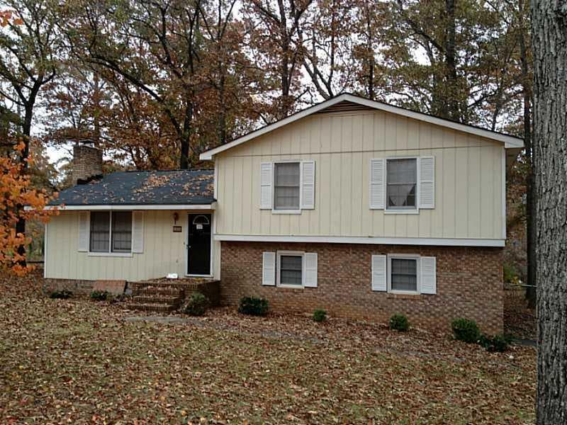 172 Hyde Circle, Newnan, GA 30263 — most recent listing photo