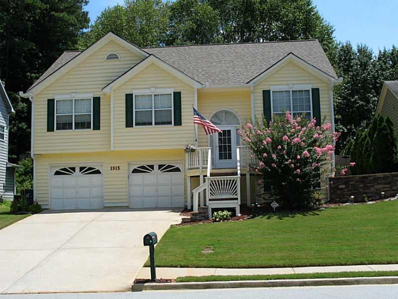 1915 Keswick Place Drive, Lawrenceville, GA 30043 — most recent listing photo