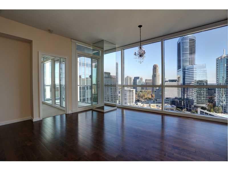 2 bedroom, 1,240 sq ft condominium sold at 3325 Piedmont Road 2001, Atlanta, GA 30305