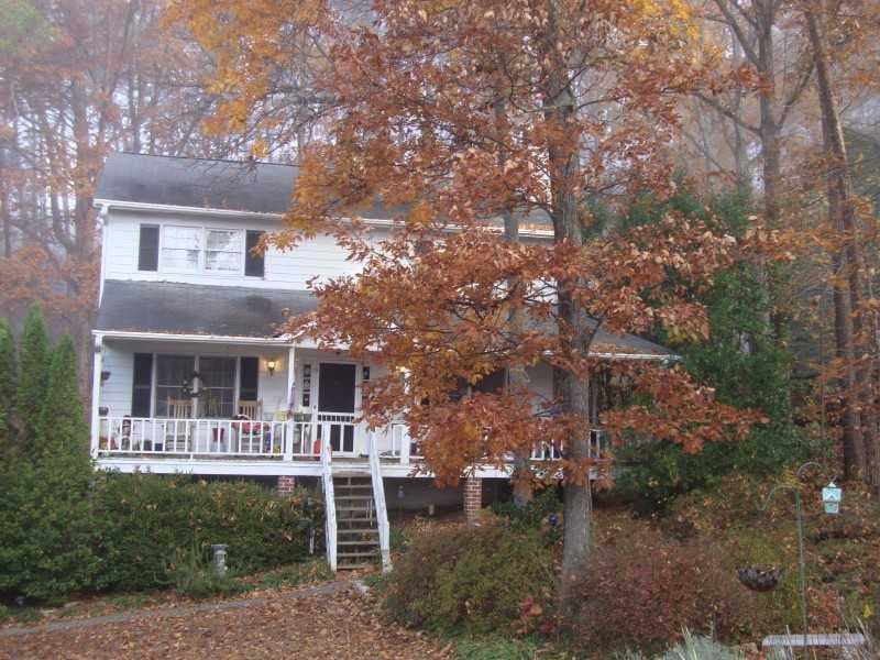 3 bedroom, 1,704 sq ft single family residence sold at 2713 Raven Trail, Marietta, GA 30066