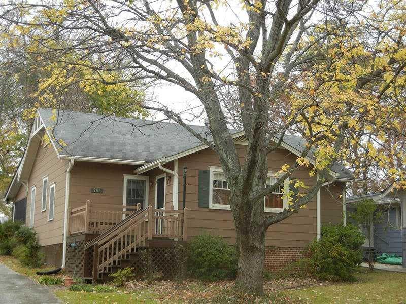 207 Beaumont Avenue, Decatur, GA 30030 — most recent listing photo